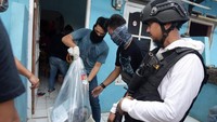 Terkait adanya buku Dilema PKS di rumah tersangka teroris di Bekasi, PKS mengatakan itu adalah buku akademik dan merupakan tanggung jawab penulisnya. Penulis buku tersebut adalah pengamat politik Burhanuddin Muhtadi.