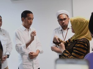 Borak Desak Jokowi Bebastugaskan Wiranto, Ngabalin: Apa Urgensinya?