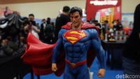 Ada juga mainan dan action figure yang dijual di Indonesia Comic Con 2019. Foto: (Tia Agnes/detikcom)