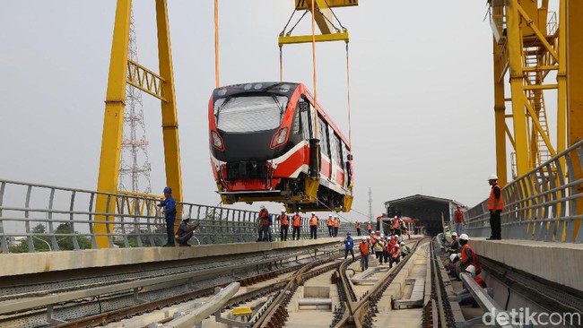 Sentuhan Asing di Proyek Kereta LRT Jabodebek