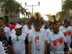 Perpanjangan Runway Bandara Raja Ampat Molor ke Tahun Depan
