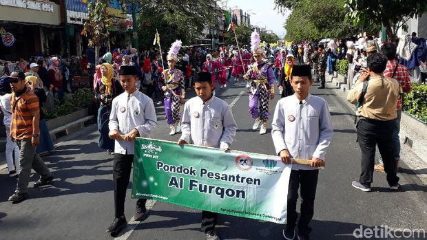 Sambut HSN, Santri di DIY Tumpah Ruah di Malioboro