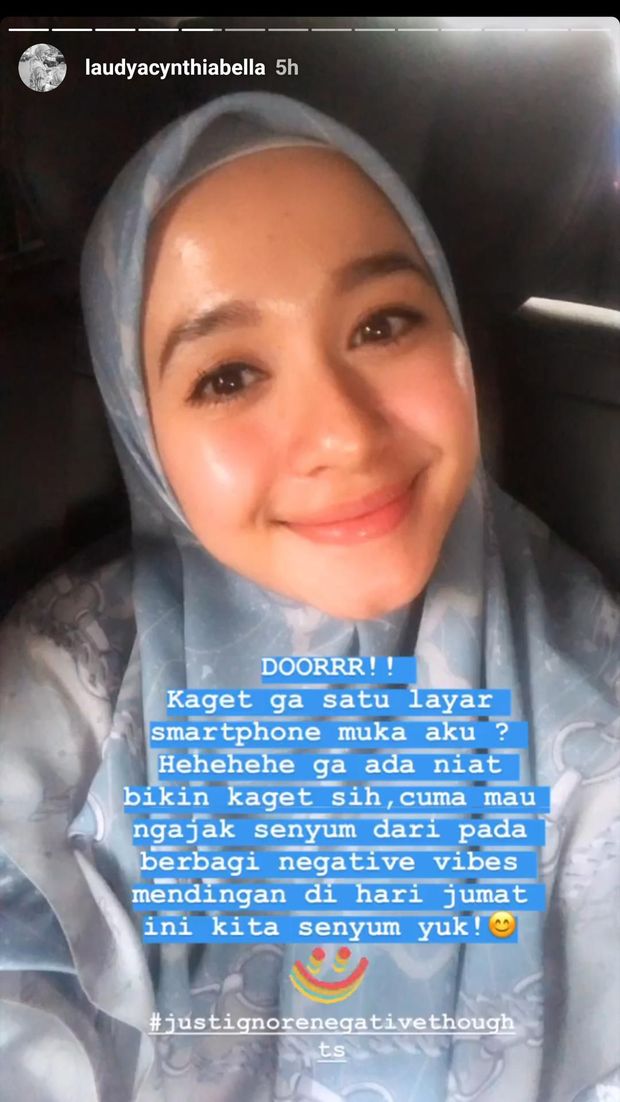 Ketimbang Berpikiran Negatif, Laudya Cynthia Bella Mau Ajak Senyum Nih