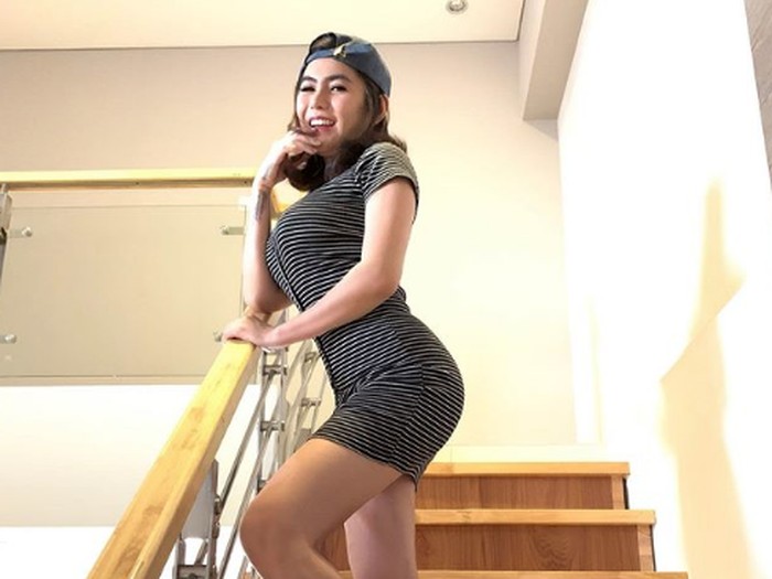 Angela Lee dari instagram.