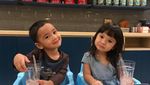 10 Potret Lucu dan Imut Anak Artis Saat Makan yang Bikin Gemas