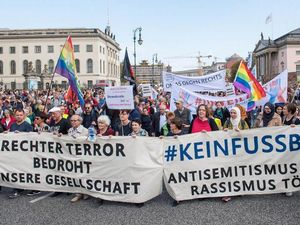 Ribuan Orang di Berlin Gelar Pawai Solidaritas Lawan Antisemitisme-Intoleransi