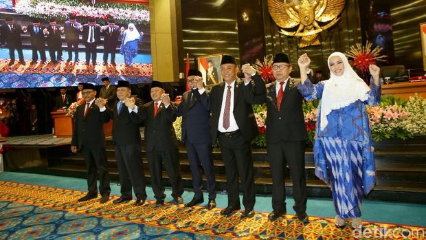 Pelantikan Pimpinan DPRD DKI Jakarta / 