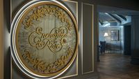 'Enchanted Rose', Bar Berkonsep Beauty and The Beast Resmi Dibuka