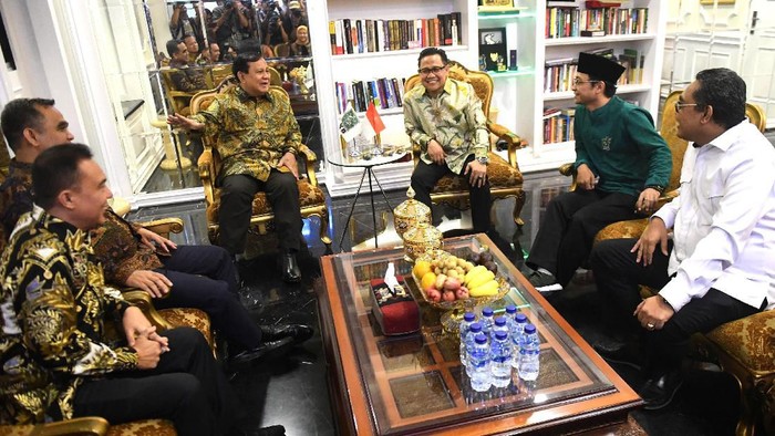Ditemui Prabowo, Cak Imin: Tak Cuma Silaturahmi, Kita Bahas Masa Depan RI