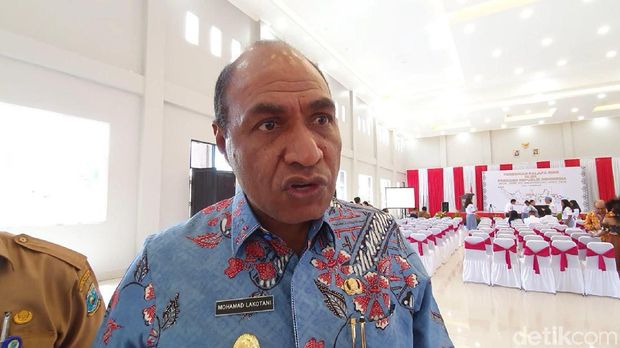 Wakil Gubernur Papua Barat  Mohamad Lakatoni 