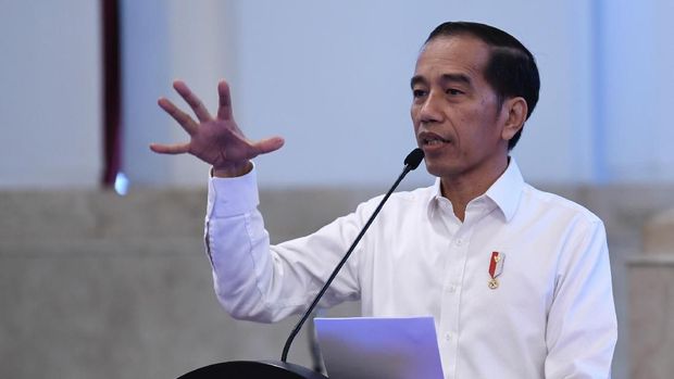 Jejak Sejarah Soeharto dan Jokowi di Dunia Telekomunikasi