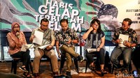 Dalam diskusi tersebut Yayasan Lembaga Bantuan Hukum Indonesia (YLBHI) memproyeksikan demokrasi Indonesia akan menurun di pemerintahan periode kedua Presiden Joko Widodo (Jokowi). YLBHI memberikan beberapa cacatan terkait penegakan hukum yang dilakukan oleh kepolisian dan kejaksaan.