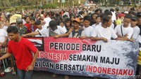 Selain itu massa juga meminta masyarakat untuk tidak terprovokasi hoax kericuhan dalam mengawal proses pelantikan Presiden dan Wakil Presiden terpilih periode 2019-2024.