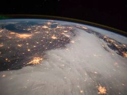 Fakta Aneh Planet Bumi yang Belum Kalian Ketahui