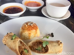 Ada Dim Sum dan Petit Fours Menanti Anda di Ketinggian Jakarta