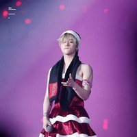 Jinhwan IkonSelain Taemin, idol lain yang sering jadi korban untuk ditampilkan sebagai wanita adalah Jinhwan Ikon. Hal ini dikarenakan wajahnya yang manis dan badannya yang kecil. Foto: Fansite