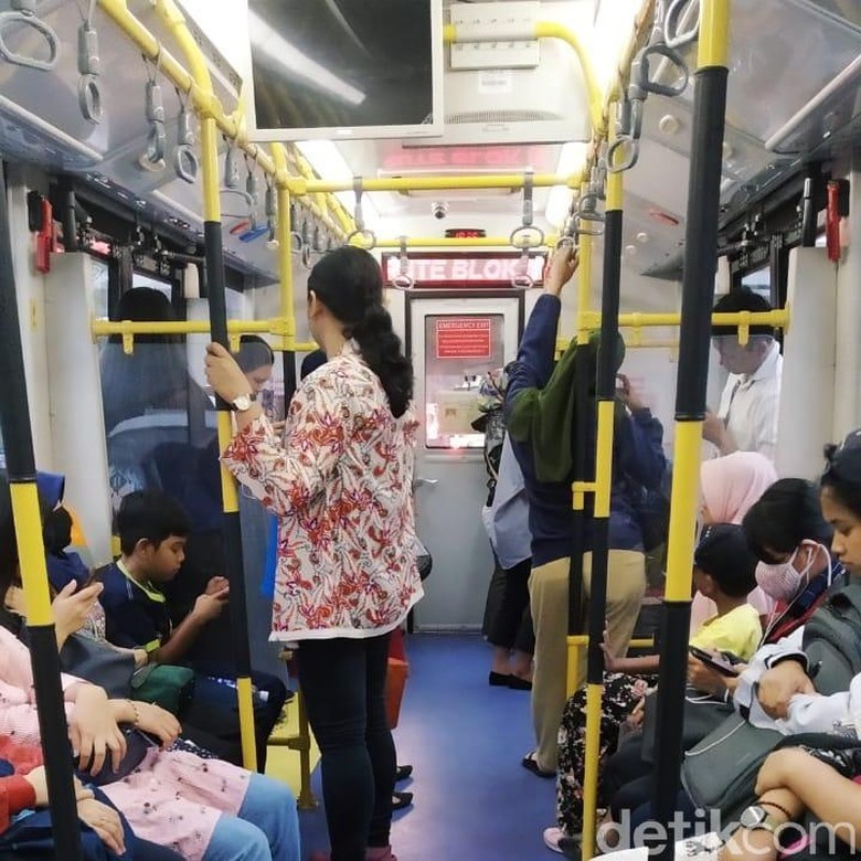 Menjajal Lagi Bus Zhongtong TransJakarta yang Kembali Mengaspal