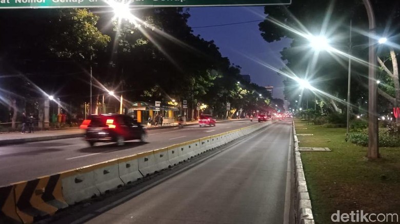 Tak Ada Aksi Demo, Lalin di Sekitar Istana Kembali Dibuka Tak Ada Aksi Demo, Lalin di Sekitar Istana Kembali Dibuka