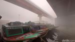 Jembatan Ampera Hilang Tertutup Kabut Asap