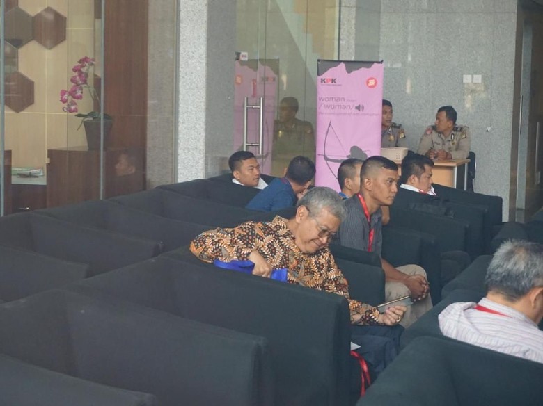 KPK Periksa Sekjen KKP Jadi Saksi Kasus Suap Impor Ikan KPK Periksa Sekjen KKP Jadi Saksi Kasus Suap Impor Ikan