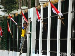 Jelang Pelantikan Presiden, Gedung DPR Bersolek