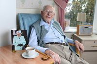 Capai Usia 107 Tahun, Kakek Ini Ungkap Rahasia Umur Panjangnya