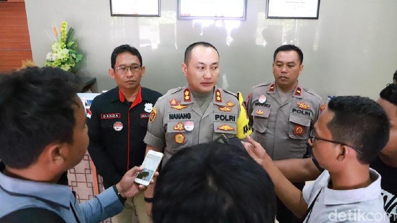4 Pelajar yang Jadi Tersangka Video Mesum di Tuban Tak Ditahan 4 Pelajar yang Jadi Tersangka Video Mesum di Tuban Tak Ditahan