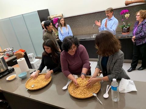 20 Pelajar Chicago Tepikat Belajar Membuat Tempe