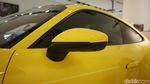 Kuning Menyala Porsche 911 Anyar Sapa Indonesia