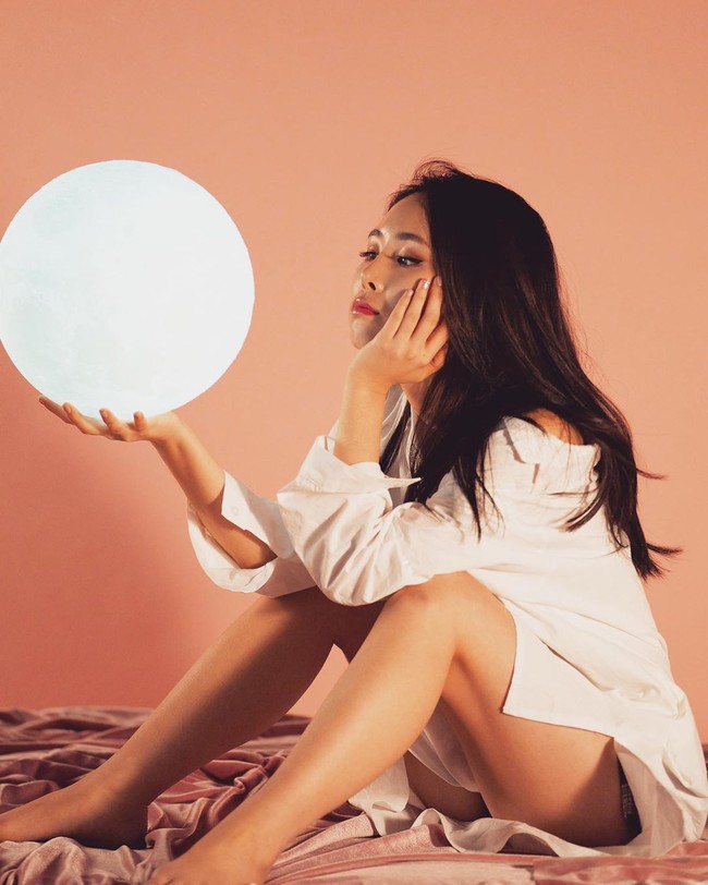 Aku secara pribadi benar-benar tidak punya uang sebagai trainee dan sangat sulit untuk mendapat pekerjaan paruh waktu karena kehidupan trainee benar-benar dari pagi hingga malam, ungkapnya di YouTube. Foto: Instagram @gebabyk