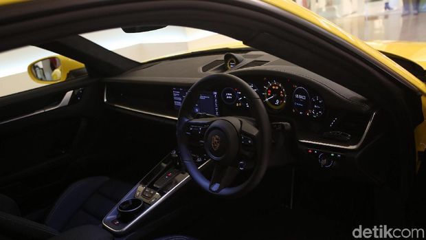 Interior Porshe 911 Carrera S tipe 992