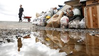 15 orang dilaporkan masih hilang hampir tiga hari sejak Topan Hagibis menerjang kawasan Jepang Tengah dan Timur. REUTERS/Soe Zeya Tun.