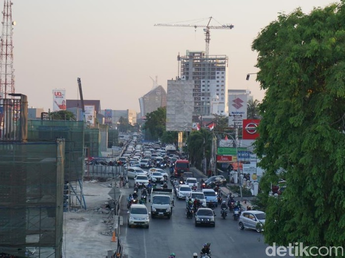 ILUSTRASI/ Jalan  AP Pettarani Kota Makassar Sulsel