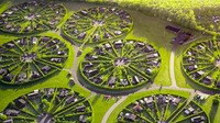 Perumahan berbentuk unik ini bernama Brøndby Haveby atau Brøndby Garden City. Foto: Henry Do/Instagram