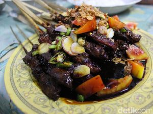 Empuk Juicy Sate Kambing Khas Bogor ala Bang War