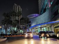 foto malam di luar ruangan. 