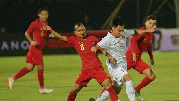 Timnas Indonesia kalah 1-3 dari Vietnam.