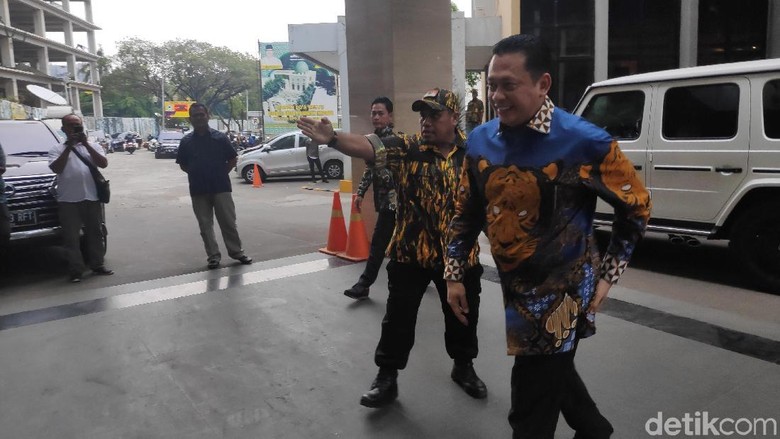 Bamsoet Ikut Hadir di Pertemuan Prabowo-Airlangga Bamsoet Ikut Hadir di Pertemuan Prabowo-Airlangga