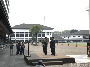 KSAD Anugerahi 2 Pimpinan BPK Bintang Kartika Eka Paksi