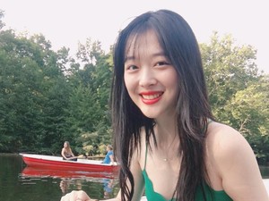 Setelah Insiden Sulli, Portal Korea Hapus Komentar di Artikel Hiburan
