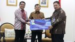 Jelang Purna Tugas, JK Terima Tabungan Hari Tua