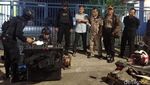 Gegana Periksa Tas Mencurigakan di Sidoarjo