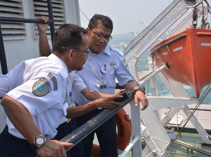 Kemenhub Aktifkan Sistem Identifikasi Kapal yang Lewat Perairan RI