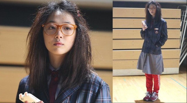 Fashion King merupakan film yang dibintangi Sulli pada November 2014 sebagai pemeran utama wanita. Sulli berperan sebagai Kwak Eun Jin, gadis yang mengubah penampilan demi menarik perhatian pria yang disukainya. Ia digambarkan berpenampilan culun dengan kacamata besar dan rambut acak-acakan. Foto: Istimewa