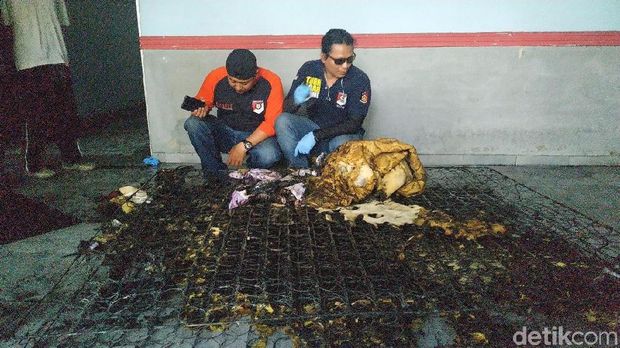 Tim inafis melakukan olah TKP/