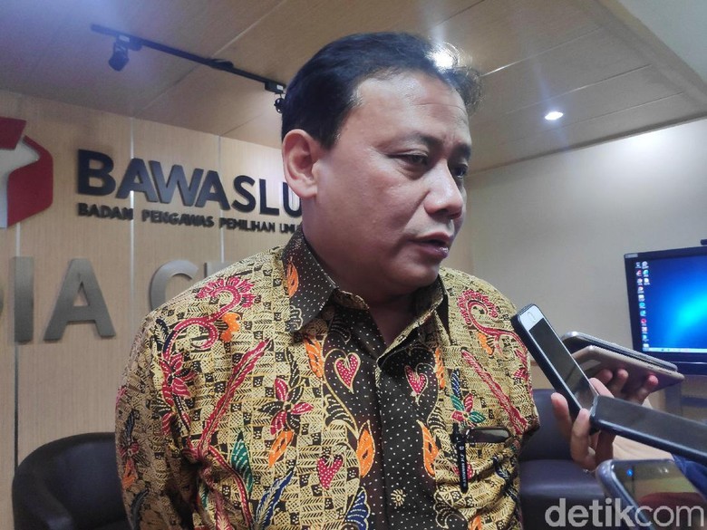 Bawaslu Wacanakan Aturan Petahana Harus Mundur di Pilkada 2020 Bawaslu Wacanakan Aturan Petahana Harus Mundur di Pilkada 2020