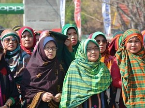 Asal-usul Rimpu, Jilbab Lokal yang Dipakai Perempuan Bima Sejak Abad ke-17