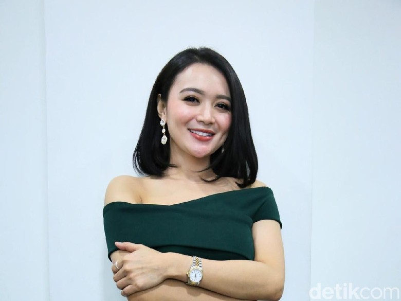 Sosok Wika Salim yang Dijodohkan dengan Ariel 'NOAH'