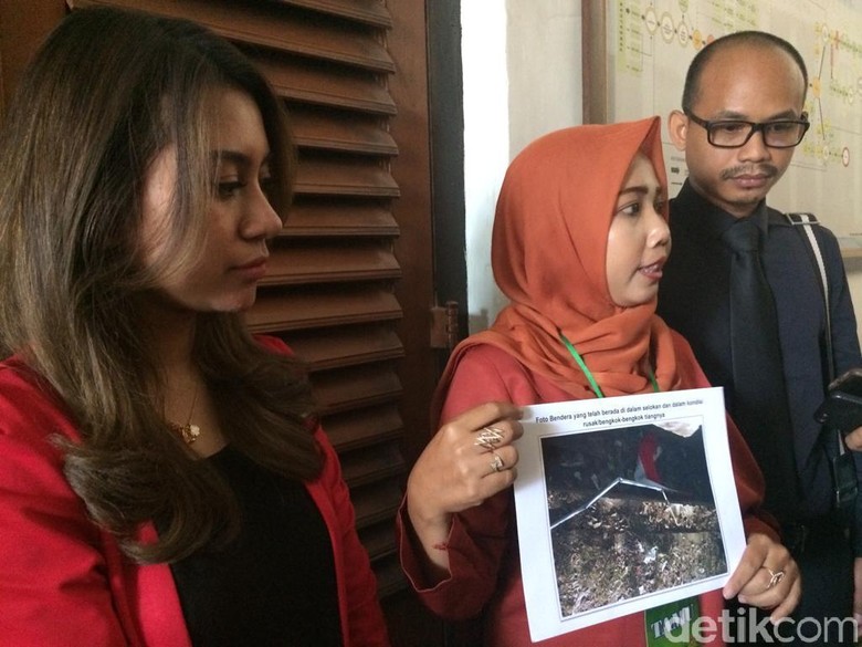 Praperadilan Staf Kecamatan di Surabaya Kasus Rasisme Mahasiswa Papua Ditolak Praperadilan Staf Kecamatan di Surabaya Kasus Rasisme Mahasiswa Papua Ditolak