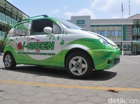 Berita Populer: Mobil Sandiaga Vs Deddy Corbuzier, Mobil Listrik SMK